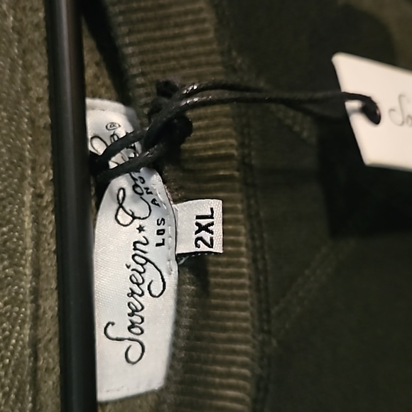 Sovereign Code camo sweatshirt - Picture 2 of 5